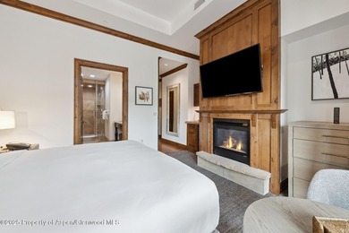 2024 renovations completed (including new decor, furniture - photo 17