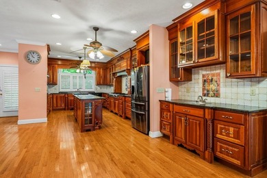 The Ultimate Lake Harding Lifestyle: Custom Luxury and Endless - photo 8