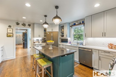 This totally renovated mountain retreat is a perfect blend of - photo 22