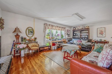 Welcome to 146-15 27th Avenue, a well-maintained and spacious - photo 25