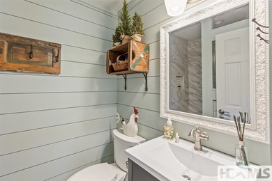 This totally renovated mountain retreat is a perfect blend of - photo 36