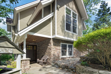 Beautifully Built Lakefront Retreat on Glen Wild Lake - photo 4