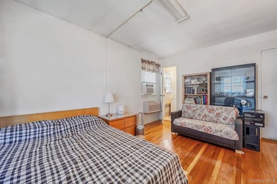 Welcome to 146-15 27th Avenue, a well-maintained and spacious - photo 39
