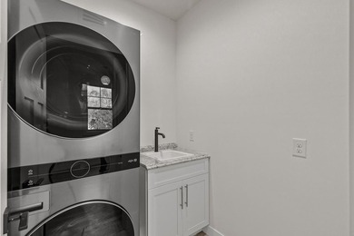 Professionally renovated, perfectly located in the heart of Lake - photo 39