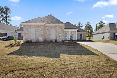 Lake Caroline Home For Sale in Madison Mississippi