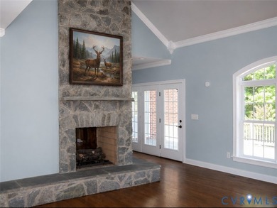 Welcome to this exceptional custom brick transitional estate - photo 11