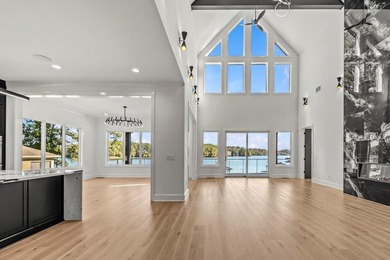 Discover the perfect blend of modern luxury and timeless design - photo 20