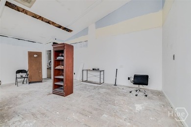 Shopping center with seven prime retail units offered for sale - photo 25