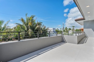 This 5 bed, 5.5 bath residence, new construction and never lived - photo 25