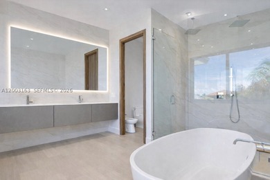 This 5 bed, 5.5 bath residence, new construction and never lived - photo 28
