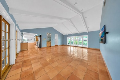 Discover Lake Front living in the prestigious Jacaranda Country - photo 8