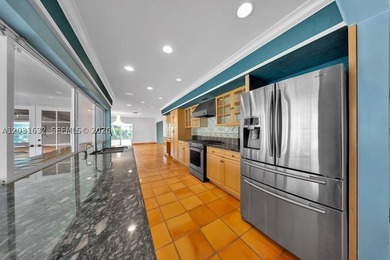 Discover Lake Front living in the prestigious Jacaranda Country - photo 9