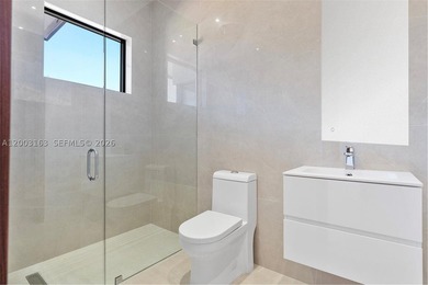 This 5 bed, 5.5 bath residence, new construction and never lived - photo 35