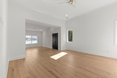 Discover the perfect blend of modern luxury and timeless design - photo 50