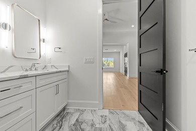 Discover the perfect blend of modern luxury and timeless design - photo 58