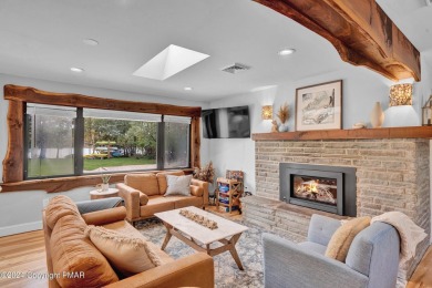 Lake Home For Sale in Pocono Summit, Pennsylvania