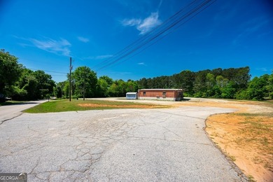 Hard-to-find owner-user opportunity in LaGrange with yard, docks - photo 6