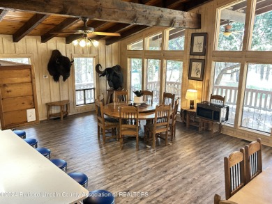 SPACIOUS REMODELED 5BD/3BA ALTO HOME! Golf membership and