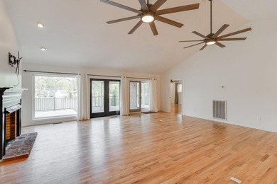 Welcome to 370 Chapel Creek Drive in Santee, SC, where golf - photo 21