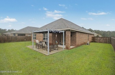 Welcome home to this beautifully maintained brick veneer - photo 23