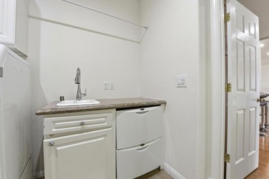 BACK WITH A FRESH NEW LOOK! Welcome to this ~3842 sq ft - photo 25
