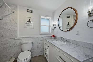 Peaceful Lakefront Retreat with the best panoramic views of - photo 31