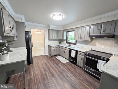 Create your new lifestyle surrounded by nature in this updated - photo 31