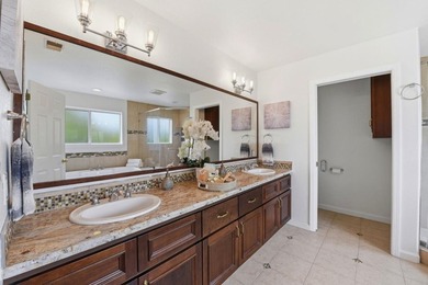 BACK WITH A FRESH NEW LOOK! Welcome to this ~3842 sq ft - photo 35