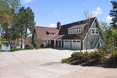 Green Lake - Oakland County Home Active Under Contract in West Bloomfield Michigan