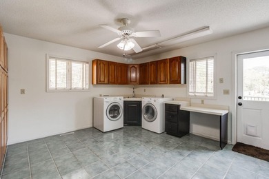 Welcome to 370 Chapel Creek Drive in Santee, SC, where golf - photo 42