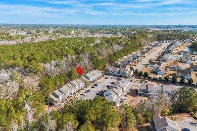 An exceptionally maintained 3-bedroom, 2.5 bath, end unit - photo 44