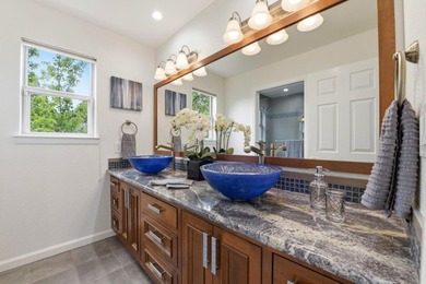 BACK WITH A FRESH NEW LOOK! Welcome to this ~3842 sq ft - photo 45