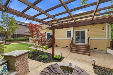 BACK WITH A FRESH NEW LOOK! Welcome to this ~3842 sq ft - photo 49