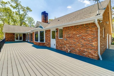 Welcome to 370 Chapel Creek Drive in Santee, SC, where golf - photo 50
