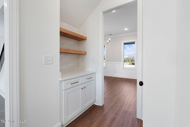 Custom-Built, Luxury NEW Construction on a 3/4 Acre Lot with new - photo 10