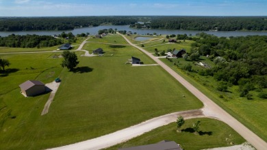 Lake Sundown Acreage For Sale in Moravia Iowa