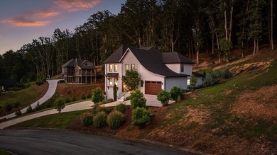 Welcome to 9962 Caseview Dr in sought-after Grove Park at - photo 8