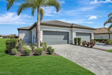 Lake Home For Sale in Fort Myers, Florida