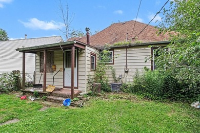 Opportunity awaits with this 2-bedroom, 1-bath home in Round - photo 13