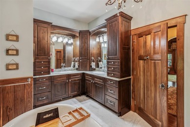 A once-in-a-lifetime opportunity to own a private family retreat - photo 42