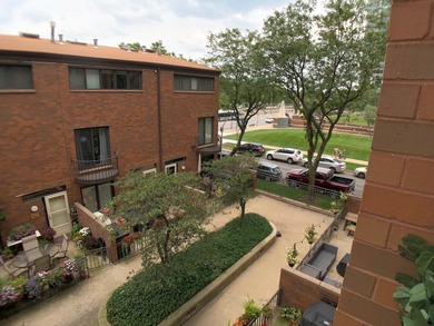 Lake Michigan - Cook County Condo For Sale in Chicago Illinois