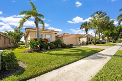 (private lake, pond, creek) Home For Sale in Boynton Beach Florida