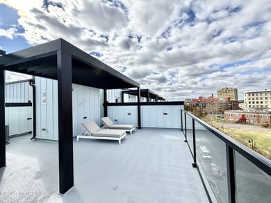 Wesley Lake Townhome/Townhouse For Sale in Asbury Park New Jersey