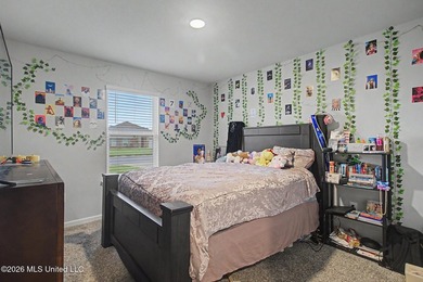 Welcome home to this spacious 4-bedroom, 2-bath property - photo 11