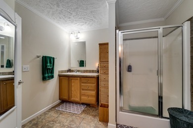 UNRESTRICTED    Top of the line Clayton manufactured home.  Well