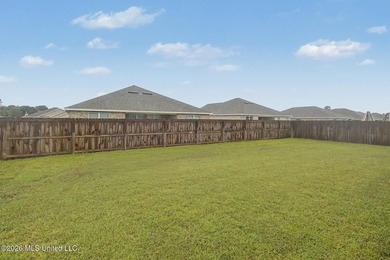 Welcome home to this spacious 4-bedroom, 2-bath property - photo 19