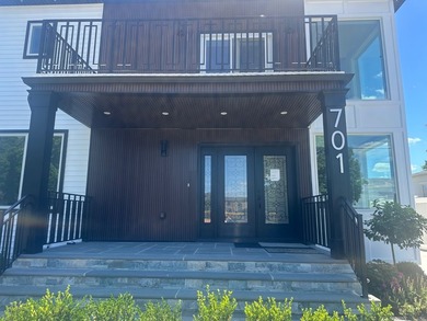 5 POSSIBLE BEDROOMS, 1 NEEDS A CLOSET. NEW CONSTRUCTION 3 LEVELS - photo 3