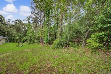 Beautifully designed 3-bedroom, 2.5-bath home backing up to the - photo 27