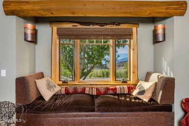 An Extraordinary Mountain Ranch In The Heart Of The Eastern - photo 28