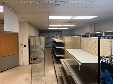 Prime Commercial Property for Sale Near Elk City District! Don't